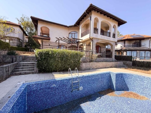 Spacious 3-Bedroom Villa with Private Pool & Sea View | The Vineyards Resort, Aheloy