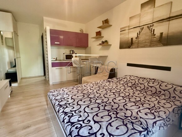 Furnished Studio with balcony and direct exit to the green yard and the pool | Cascadas Complex, Sunny Beach