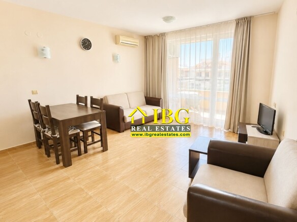 Spacious apartment with 2 Bedrooms, 2 Bathrooms, partial sea and pool views in Paradise Dreams, Sveti Vlas