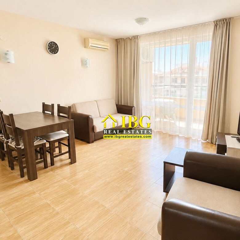 Spacious apartment with 2 Bedrooms, 2 Bathrooms, partial sea and pool views in Paradise Dreams, Sveti Vlas