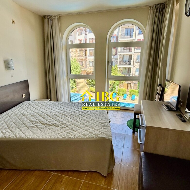 Spacious apartment with 2 Bedrooms, 2 Bathrooms, partial sea and pool views in Paradise Dreams, Sveti Vlas