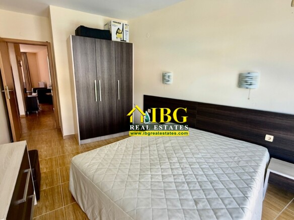 Spacious apartment with 2 Bedrooms, 2 Bathrooms, partial sea and pool views in Paradise Dreams, Sveti Vlas