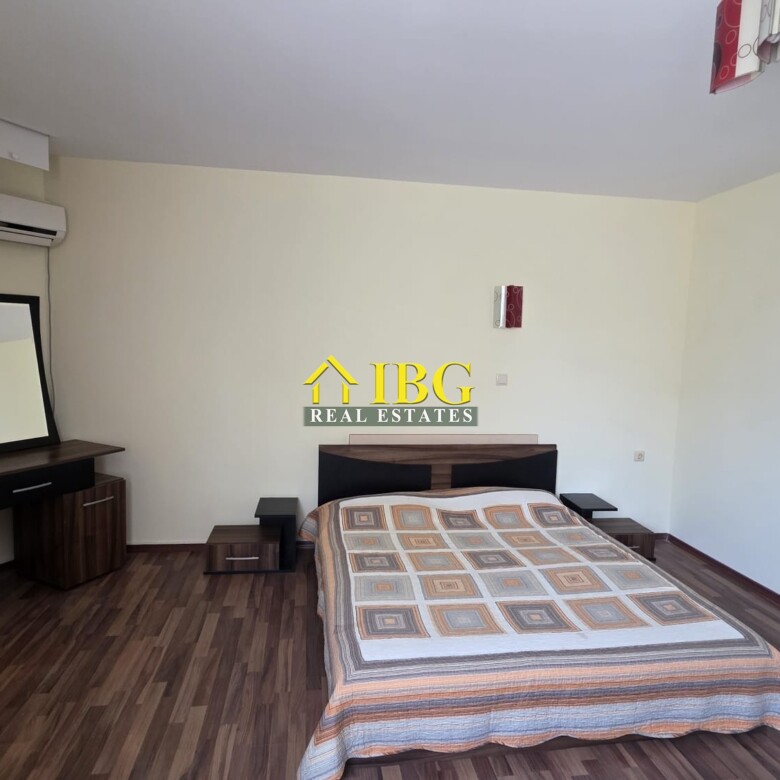 Spacious Open-Plan Apartment with Separate Sleeping Area | Amadeus 19, Sunny Beach