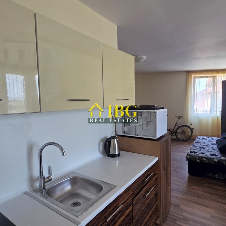 Spacious Open-Plan Apartment with Separate Sleeping Area | Amadeus 19, Sunny Beach