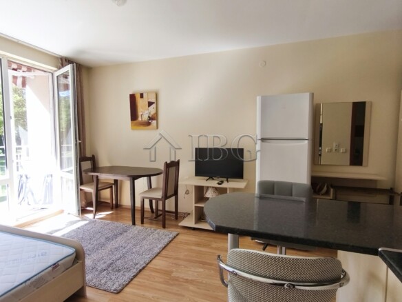Spacious Studio with Balcony in Nessebar Fort Club, Sunny Beach