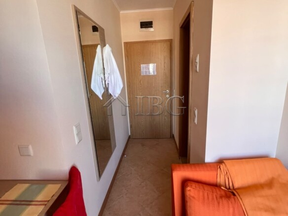Spacious Furnished Studio with Terrace | Royal Sun, Sunny Beach