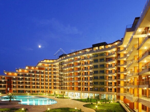 2-Bedroom Apartment with Sea and Pool views in Peter House Complex, Sunny Beach