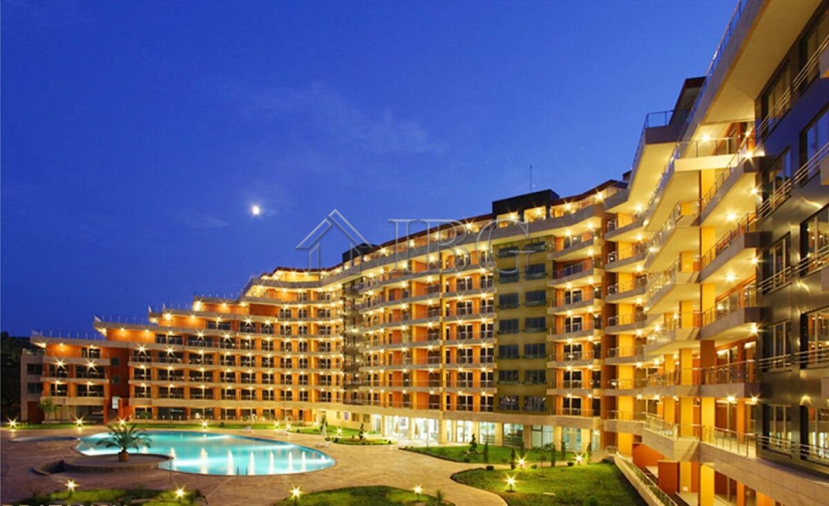 2-Bedroom Apartment with Sea and Pool views in Peter House Complex, Sunny Beach