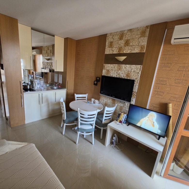 TOP Offer! 1-Bedroom Apartment with Pool View | Emerald Paradise, Sunny Beach