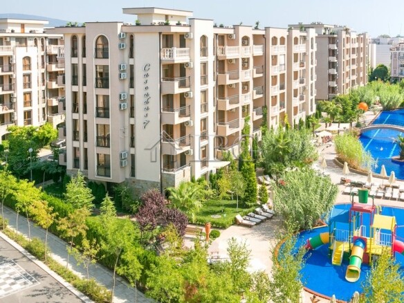 Furnished Studio with balcony and direct exit to the green yard and the pool | Cascadas Complex, Sunny Beach