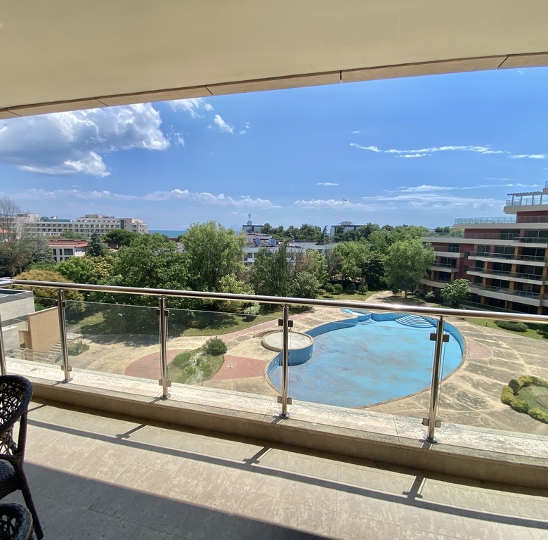 2-Bedroom Apartment with Sea and Pool views in Peter House Complex, Sunny Beach