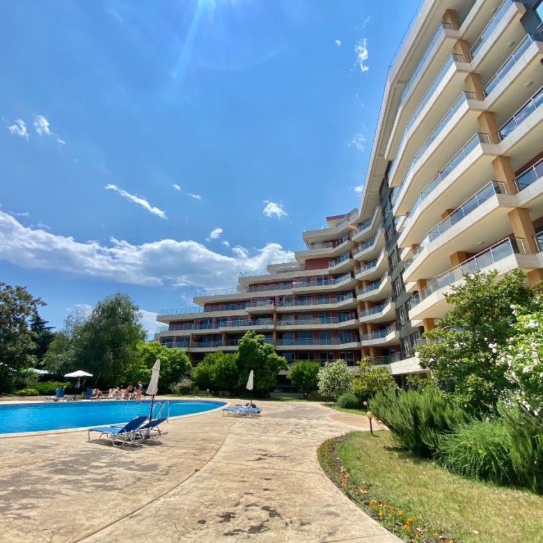 2-Bedroom Apartment with Sea and Pool views in Peter House Complex, Sunny Beach