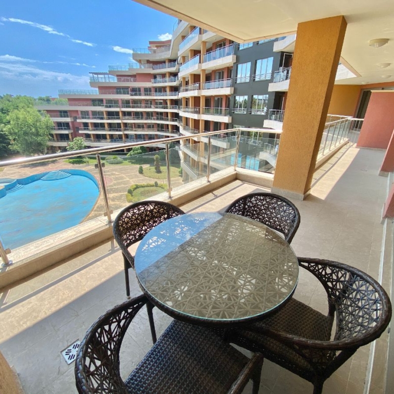 2-Bedroom Apartment with Sea and Pool views in Peter House Complex, Sunny Beach