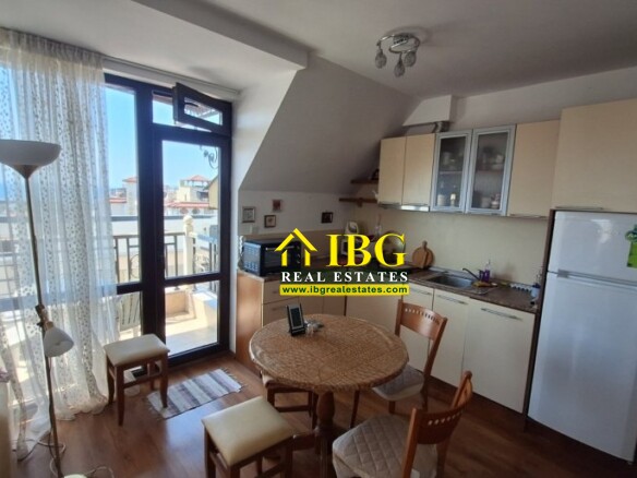 Sea and Pool view 1-bedroom apartment in Raduga, Sveti Vlas