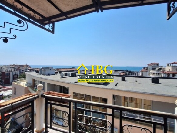 Sea and Pool view 1-bedroom apartment in Raduga, Sveti Vlas
