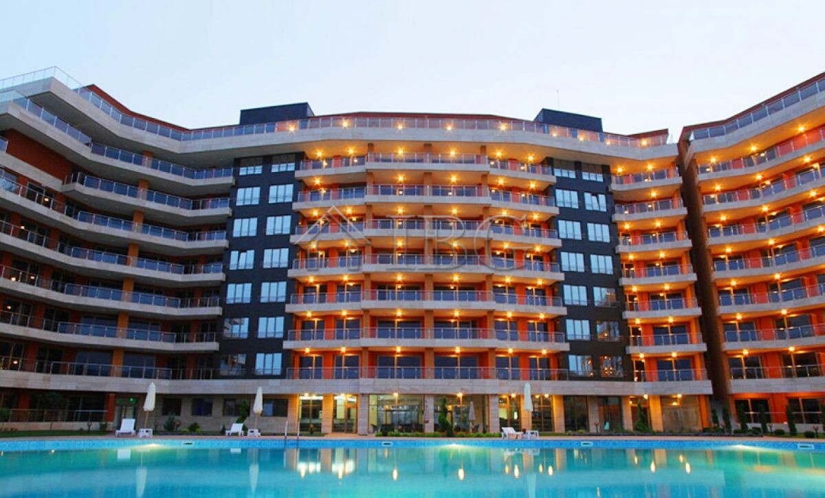 2-Bedroom Apartment with Sea and Pool views in Peter House Complex, Sunny Beach
