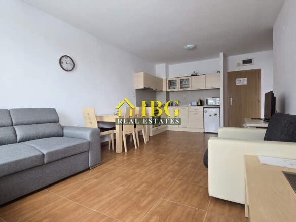 Well-Maintained 1-Bedroom Apartment with Pool View | Panorama Dreams, Sveti Vlas