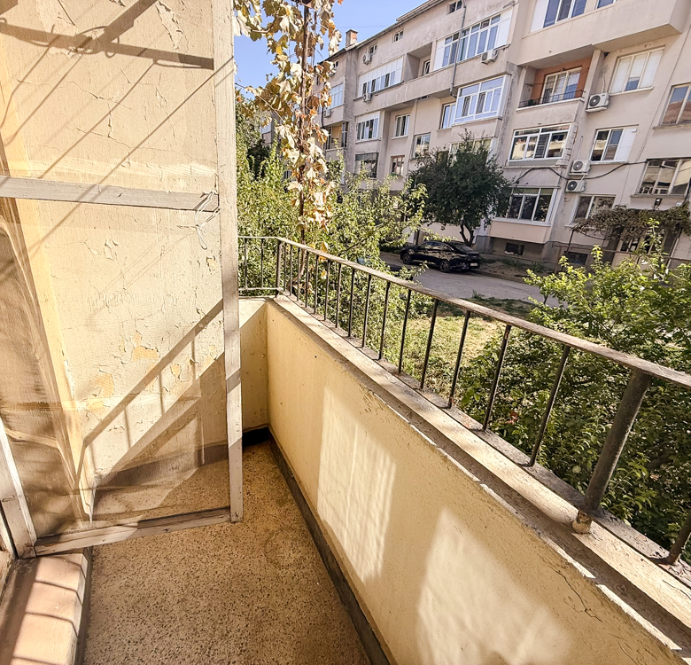 Compact 1-Bedroom Apartment in a Quiet Location | Druzhba 2, Ruse