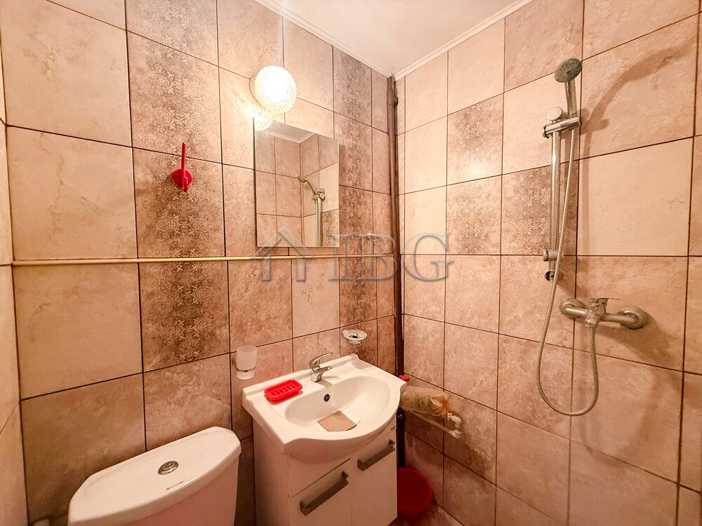 Compact 1-Bedroom Apartment in a Quiet Location | Druzhba 2, Ruse