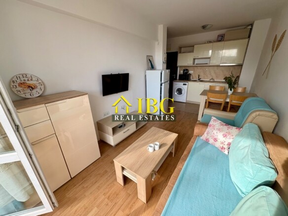 1-Bedroom Apartment with Pool View | Villa Aria, Sunny Beach