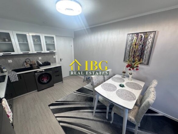 Furnished 2-Bedroom Apartment with Pool View in Dolphin Bay, Sveti Vlas