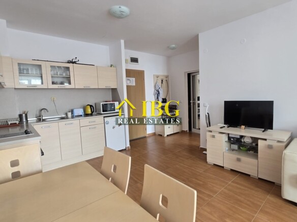 Well-Maintained 1-Bedroom Apartment with Pool View | Panorama Dreams, Sveti Vlas