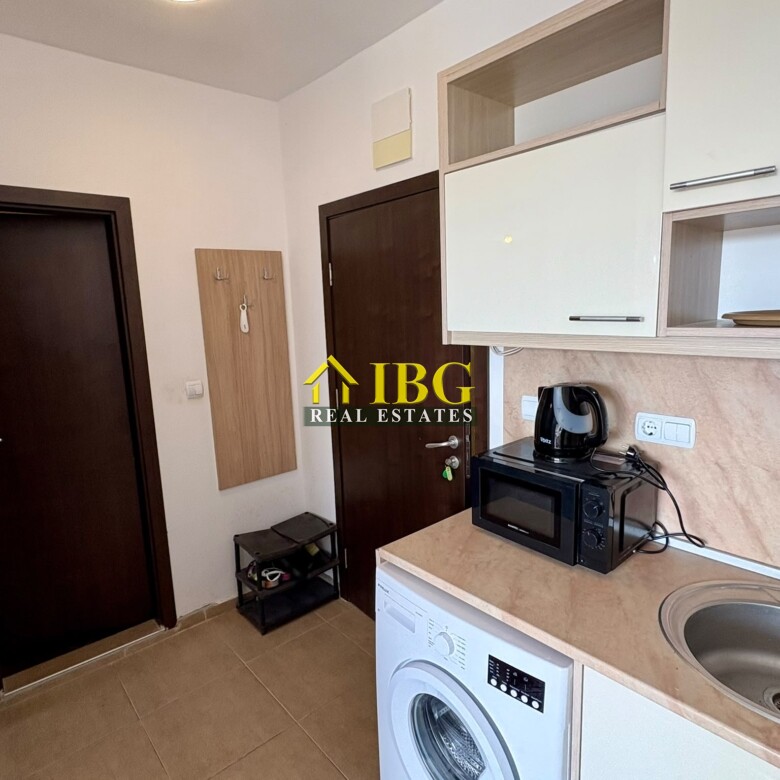 1-Bedroom Apartment with Pool View | Villa Aria, Sunny Beach