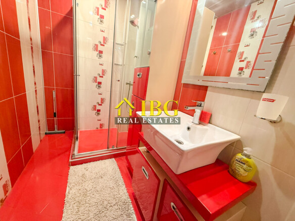 Spacious 2-Bedroom Apartment with Gas Heating & Garage Included | For Rent