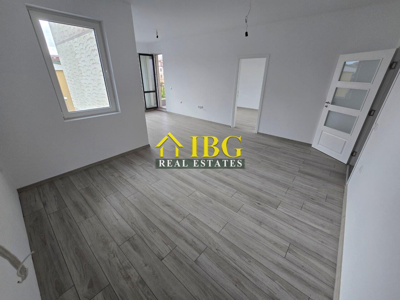 Mieszkanie 3 pokoi 87 m² Nesebyr, Bułgaria