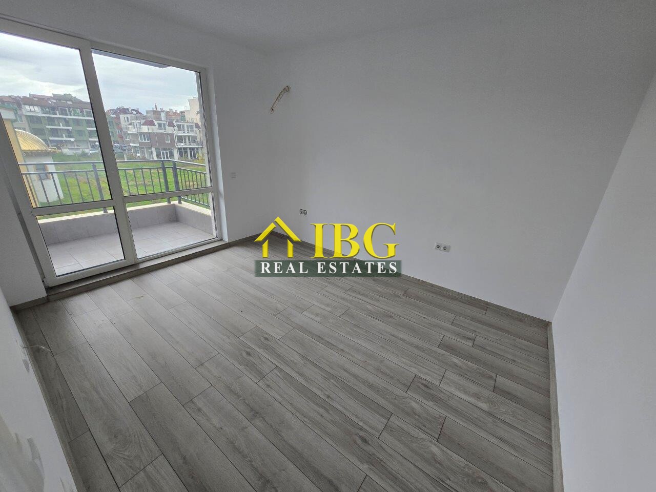 Mieszkanie 3 pokoi 87 m² Nesebyr, Bułgaria