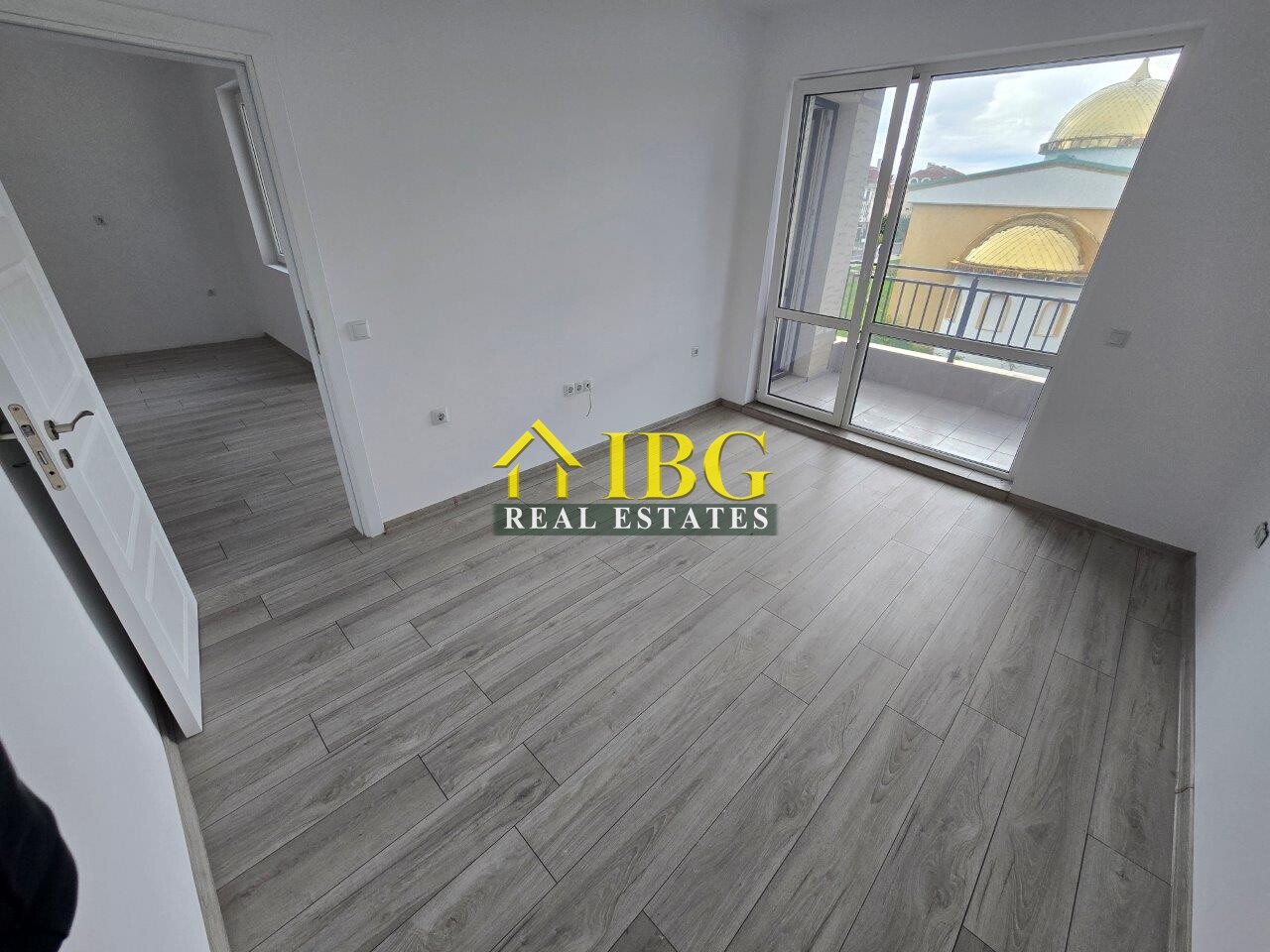 Mieszkanie 3 pokoi 87 m² Nesebyr, Bułgaria