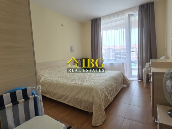 Well-Maintained 1-Bedroom Apartment with Pool View | Panorama Dreams, Sveti Vlas