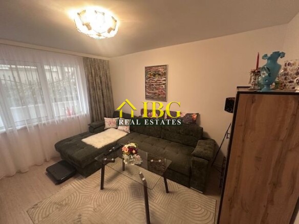 Furnished 2-Bedroom Apartment with Pool View in Dolphin Bay, Sveti Vlas