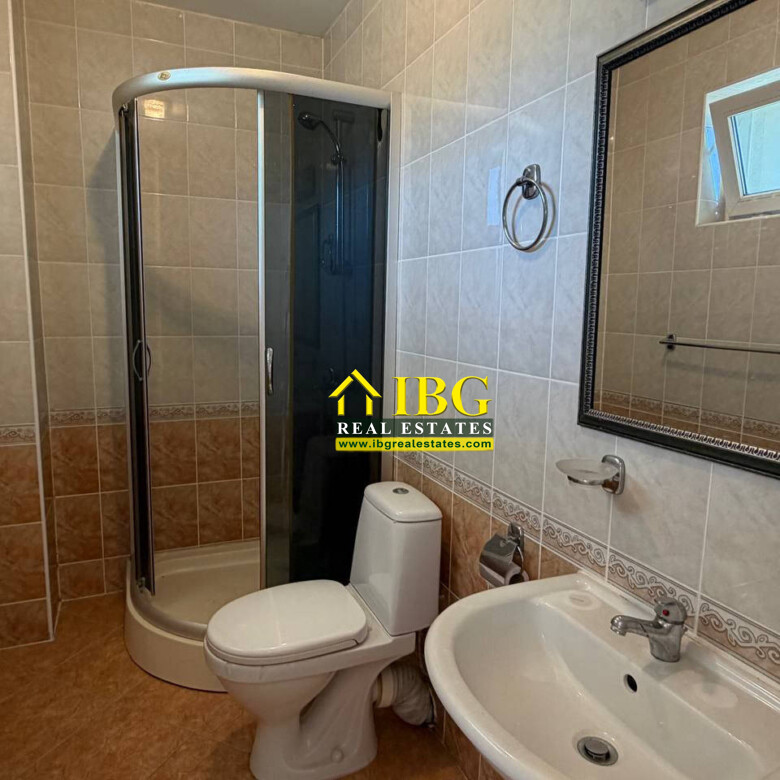 Spacious 2-Bedroom Apartment with Street View | Forum, Sunny Beach