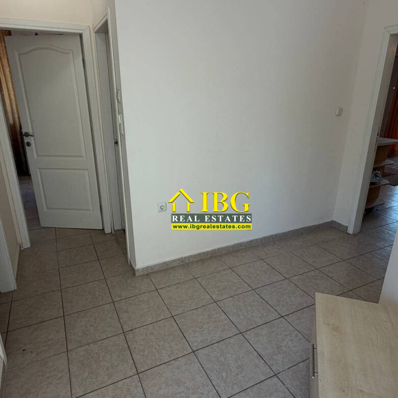 Spacious 2-Bedroom Apartment with Street View | Forum, Sunny Beach