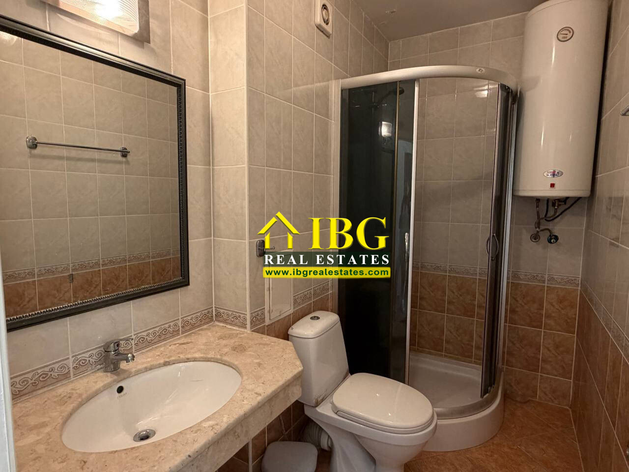 Spacious 2-Bedroom Apartment with Street View | Forum, Sunny Beach