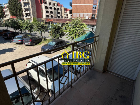 Spacious 2-Bedroom Apartment with Street View | Forum, Sunny Beach