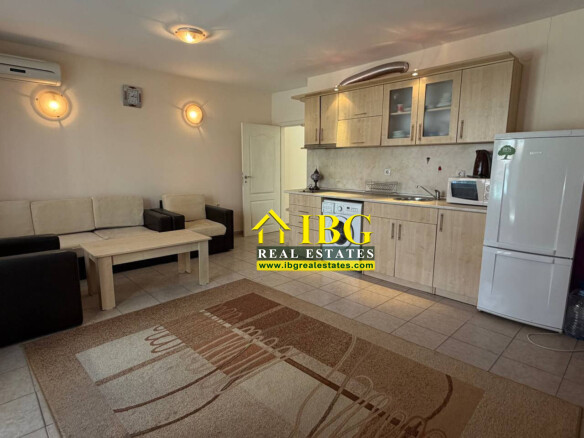 Spacious 2-Bedroom Apartment with Street View | Forum, Sunny Beach