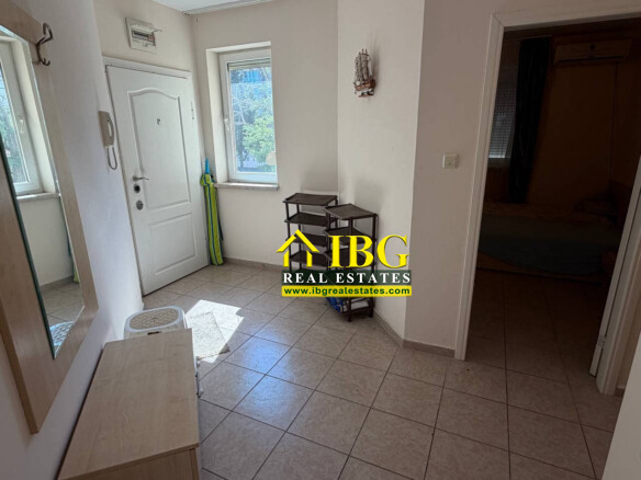 Spacious 2-Bedroom Apartment with Street View | Forum, Sunny Beach