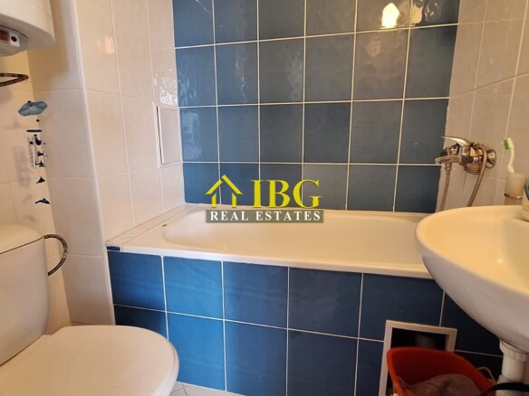 Studio with New Furniture & Pool View | Villa Flora, Ravda