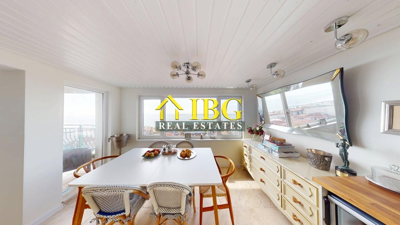 Mieszkanie 4 pokoi 184 m² Sweti Włas, Bułgaria
