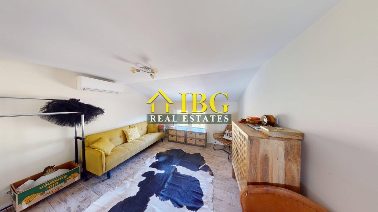 Mieszkanie 4 pokoi 184 m² Sweti Włas, Bułgaria