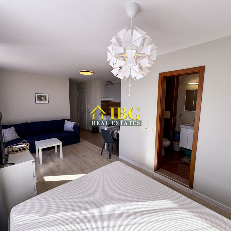 Studio Apartment with Pool View | Holiday Fort Golf Club, Sunny Beach