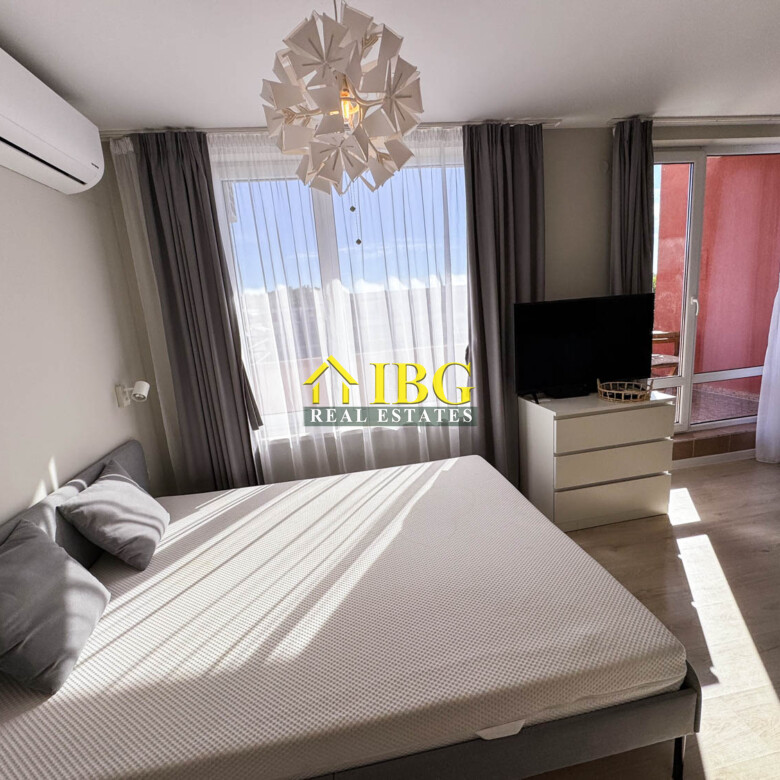 Studio Apartment with Pool View | Holiday Fort Golf Club, Sunny Beach