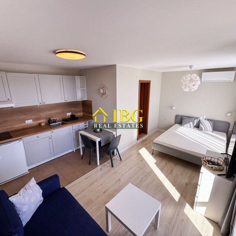 Studio Apartment with Pool View | Holiday Fort Golf Club, Sunny Beach