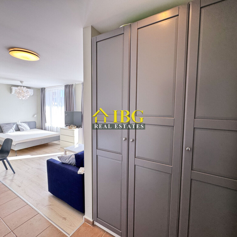 Studio Apartment with Pool View | Holiday Fort Golf Club, Sunny Beach