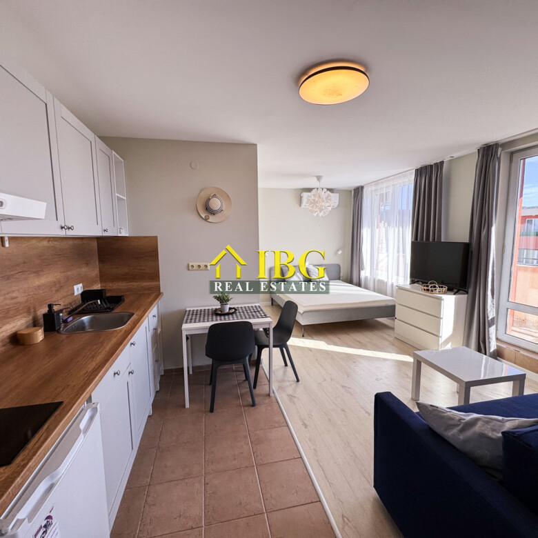 Studio Apartment with Pool View | Holiday Fort Golf Club, Sunny Beach