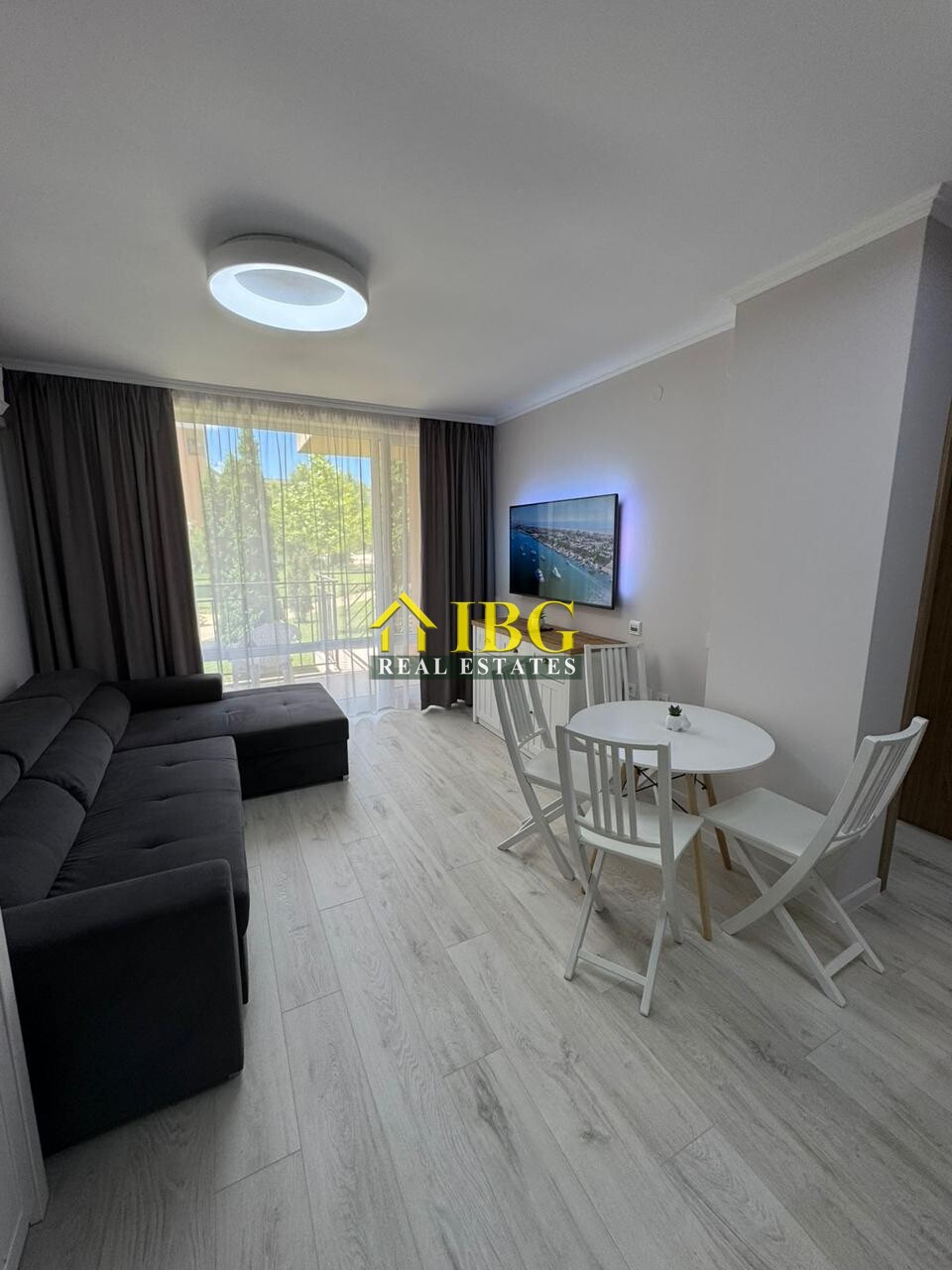 Mieszkanie 2 pokoi 61 m² Nesebyr, Bułgaria