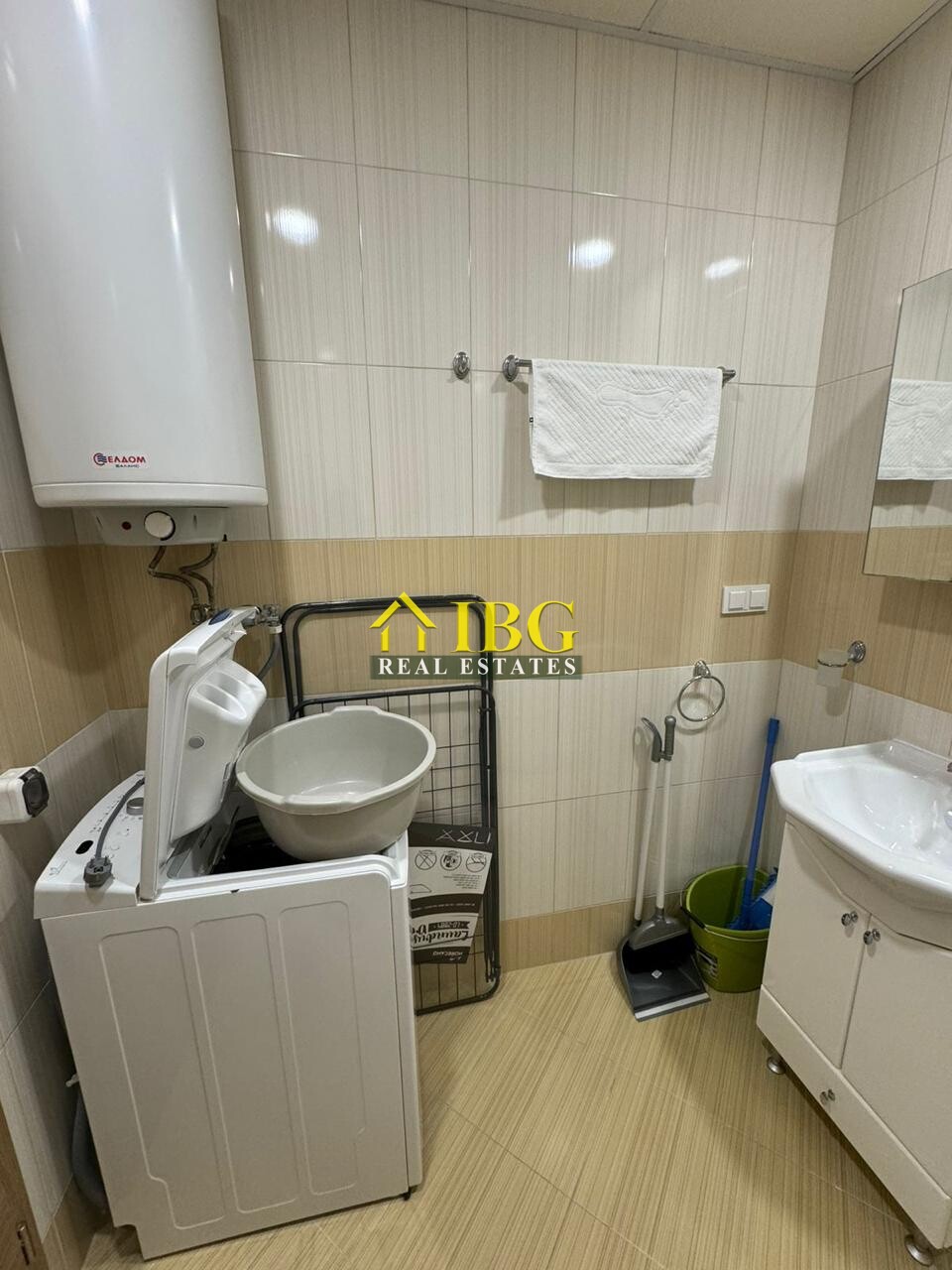 Mieszkanie 2 pokoi 61 m² Nesebyr, Bułgaria