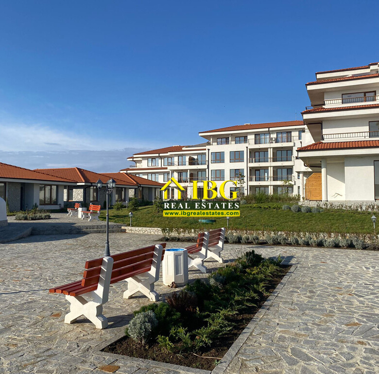 Furnished 1-Bedroom Apartment with Garden View | Vineyards Panorama, Aheloy